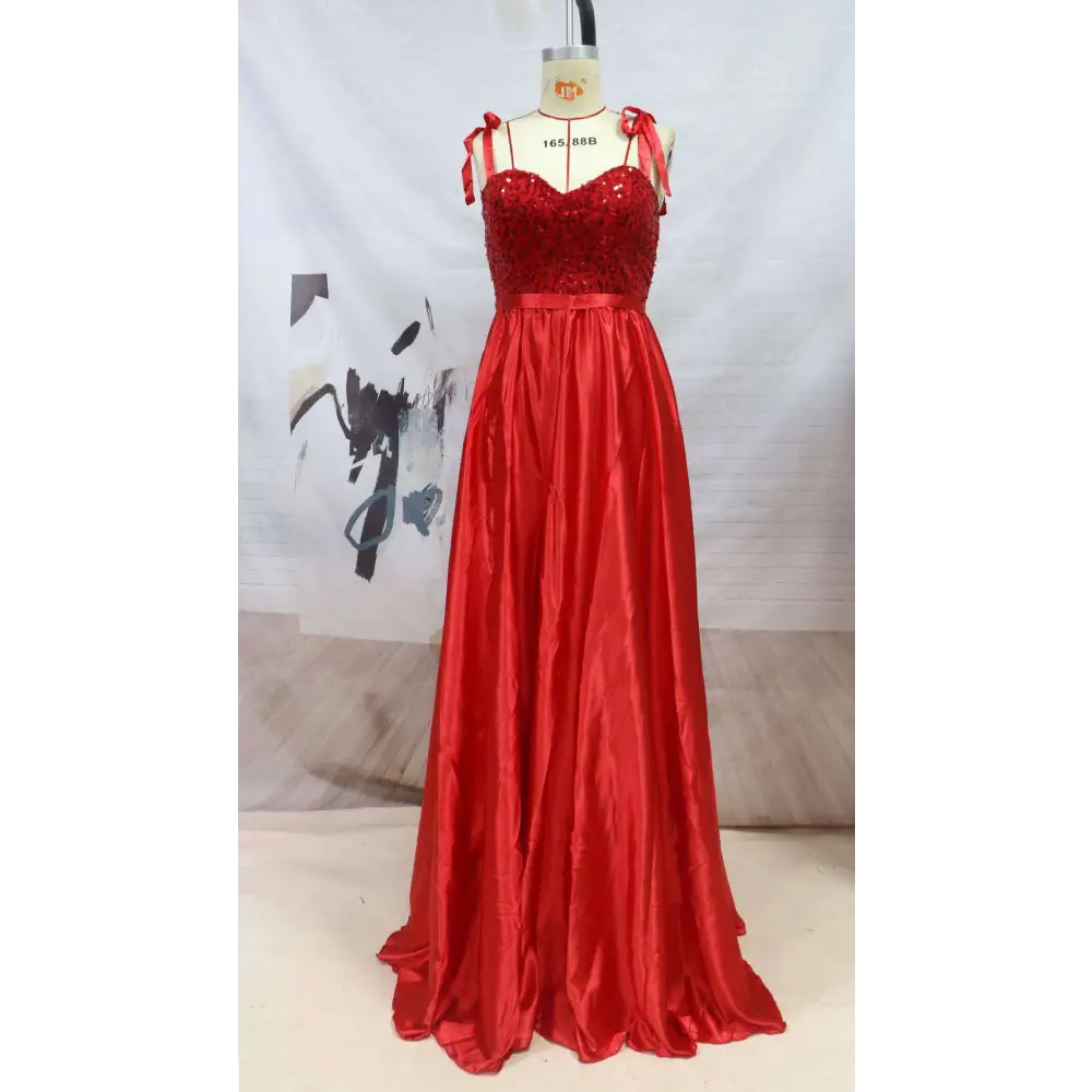 Red Beaded Satin Temperament Long Banquet Evening Dress