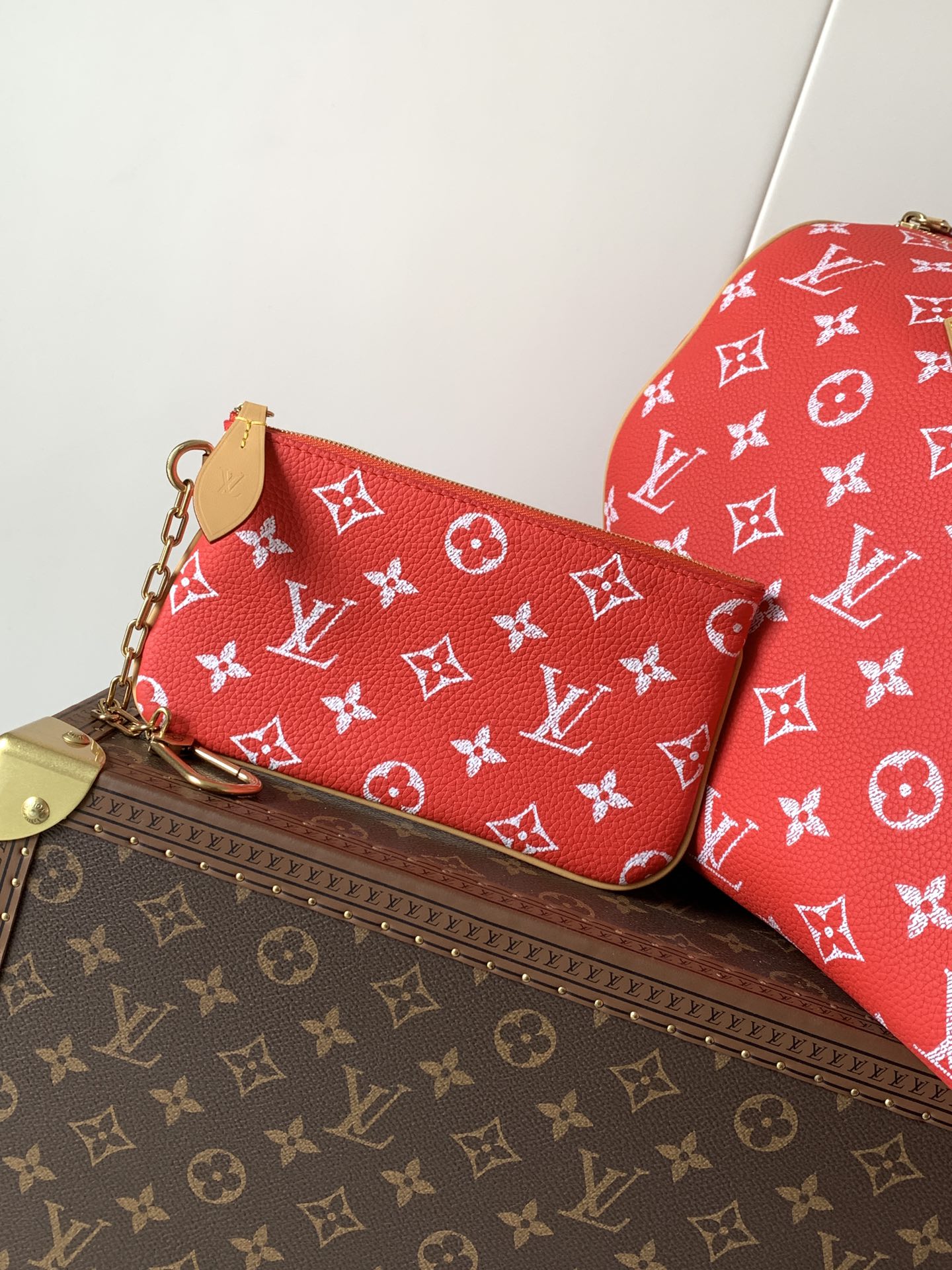 LV Speedy 40s Duffle Bags